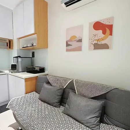 Seaside Pool View Studio Apartment At Kota Kinabalu City Centre Exterior photo