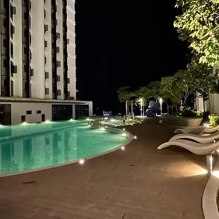 Seaside Pool View Studio Apartment At Kota Kinabalu City Centre Exterior photo