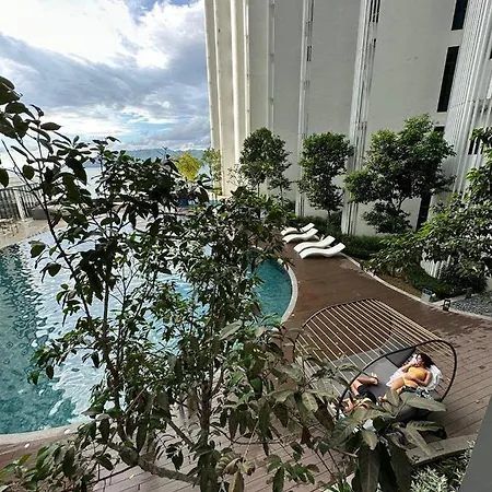 Seaside Pool View Studio Apartment At Kota Kinabalu City Centre Exterior photo