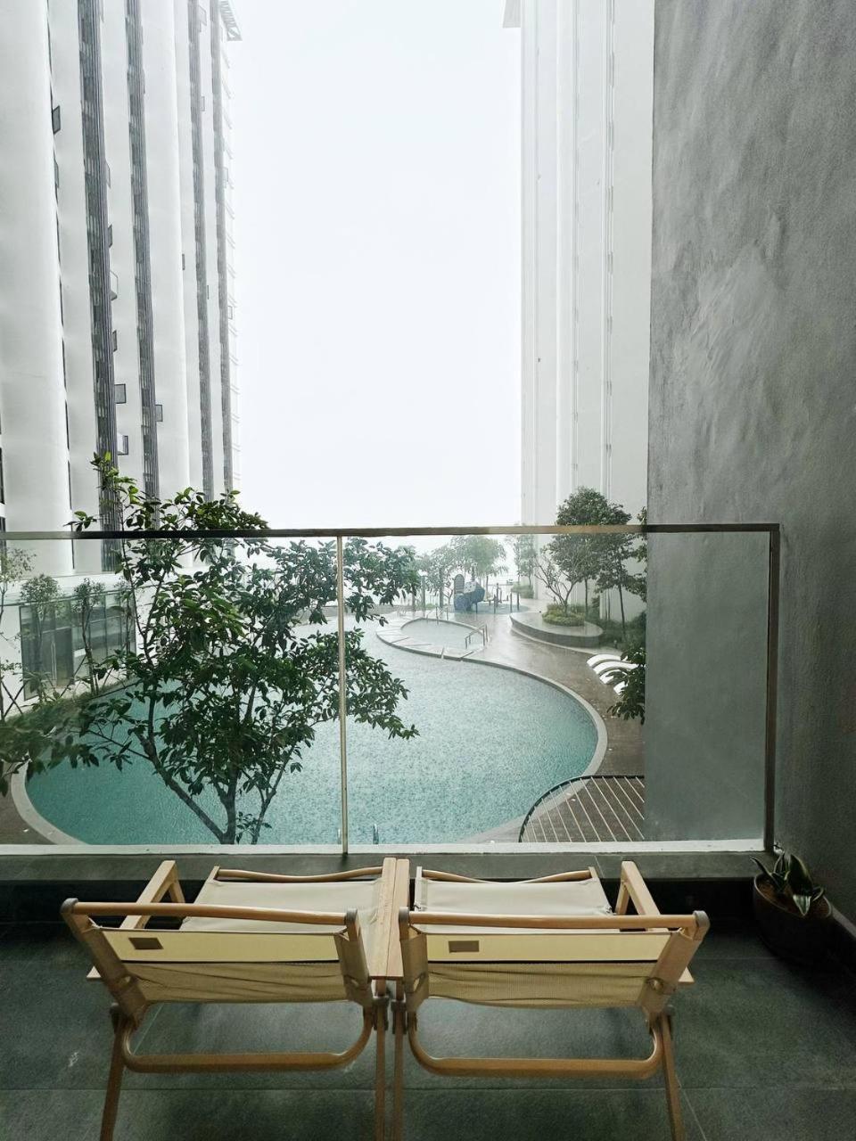 Seaside Pool View At Centre Kota Kinabalu